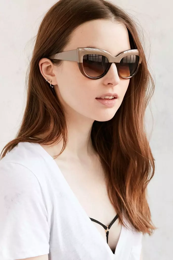 Urban Outfitters Colorfade Cat Eye Sonnebrëll $ 16,00