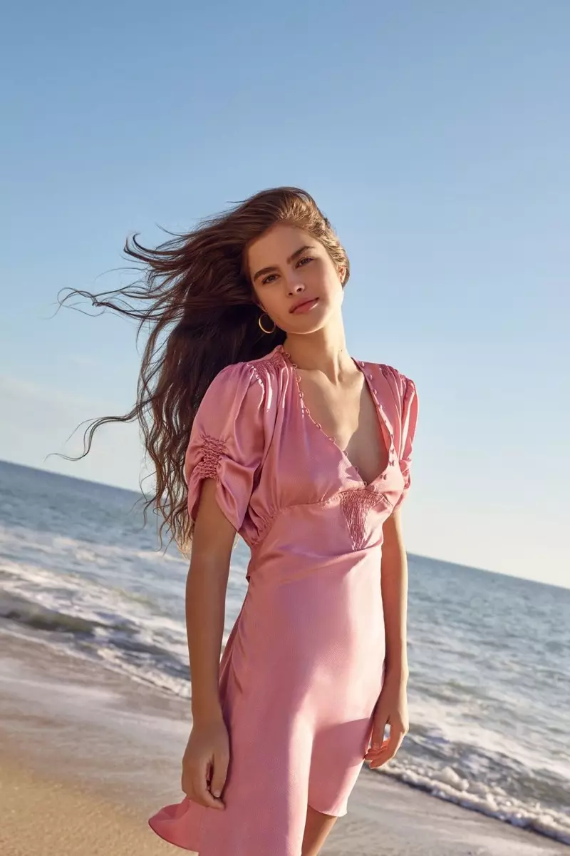 ახალი სახე ლილი ჯინ ჰარვი ვარსკვლავებს Topshop-ის 2017 წლის გაზაფხულის კამპანიაში