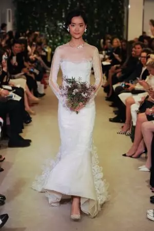 Gidawat ni Carolina Herrera ang mga Bulak para sa Spring Bridal Line