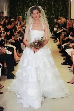 Carolina Herrera anbrase Floral pou Spring Bridal Line