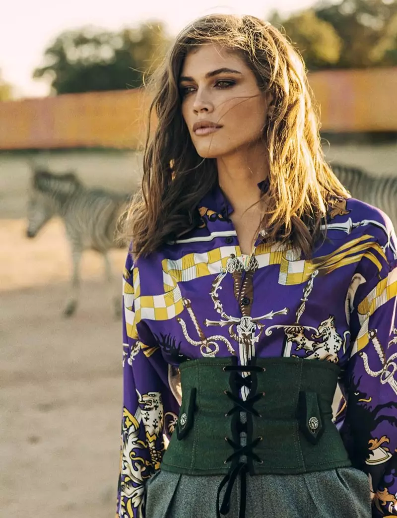 Si Valentina Sampaio Morag Safari Chic para sa Babaye sa Spain