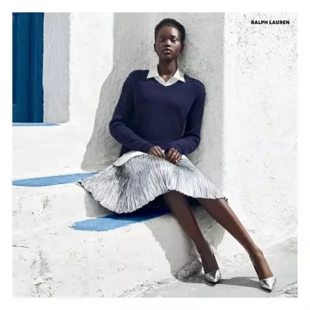 Adut Akech Jets ke Greece untuk Kempen Americana Manhasset Fall 2018