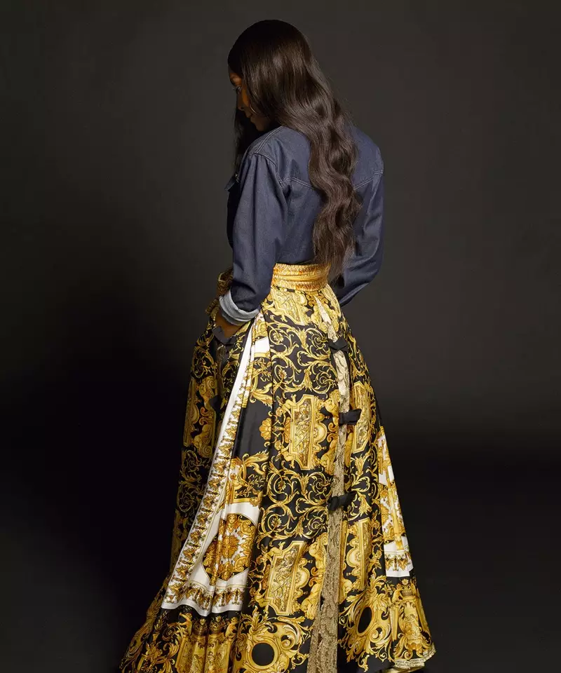 Naomi Campbell Models Versace Yatangajwe Icapa rya S Moda