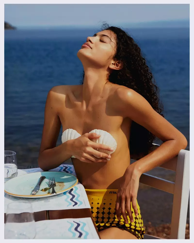 Antonella Delgado Marie Claire Turkey Can Buyukkalkan Fashion Photoshoot