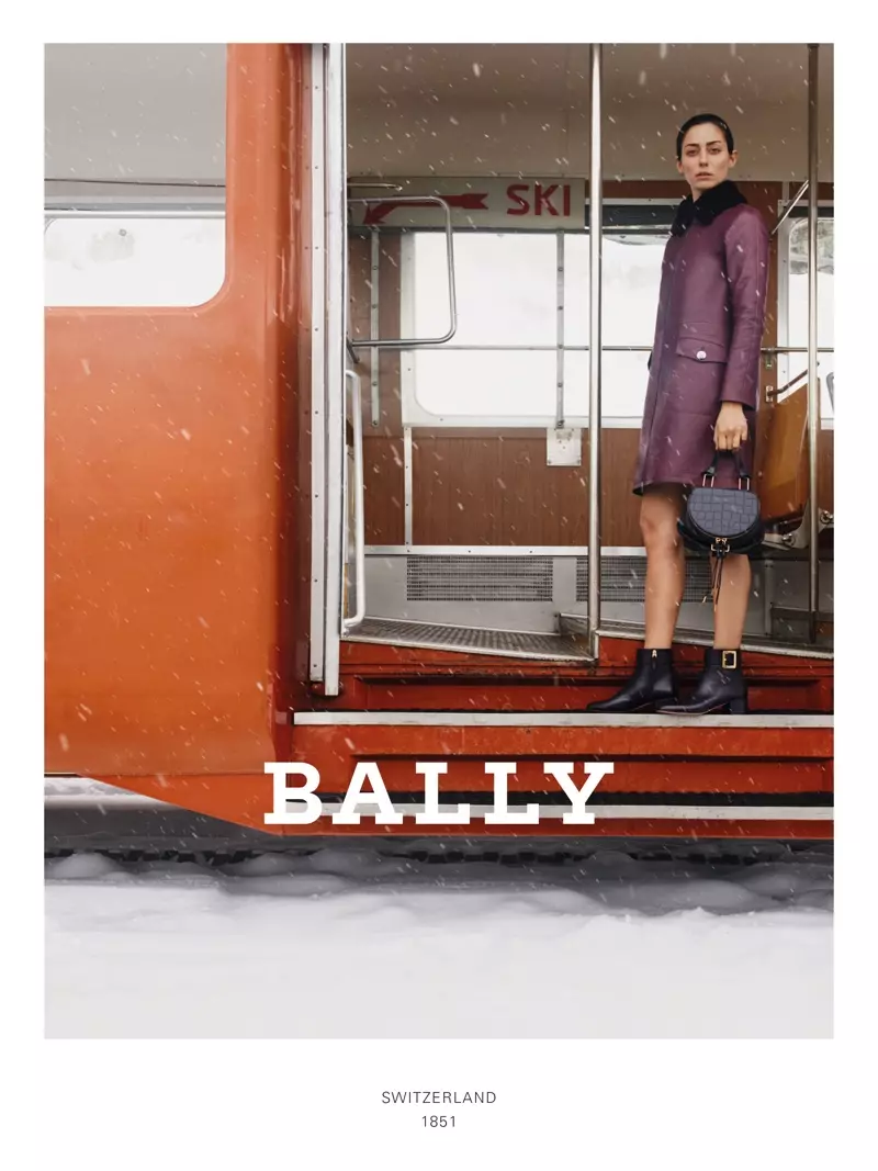 ภาพจากแคมเปญโฆษณาฤดูใบไม้ร่วงปี 2019 ของ Bally