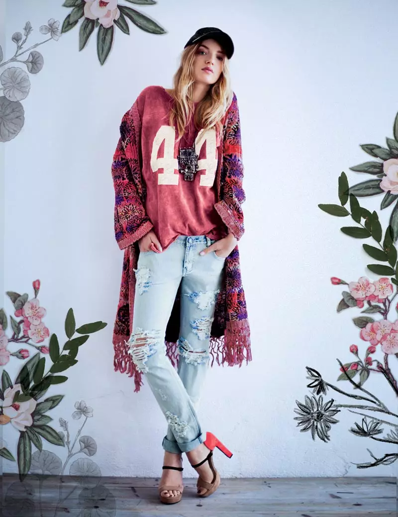 Lily Donaldson သည် Free People's December Catalog အတွက် သရုပ်ပြသည်။