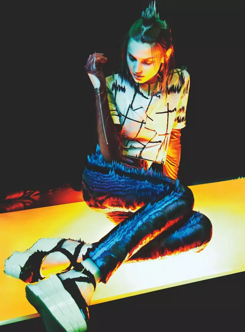 Joanna Koltuniak nosi inspirowane wschodnimi stylizacjami używany magazyn Sarah Piantadosi
