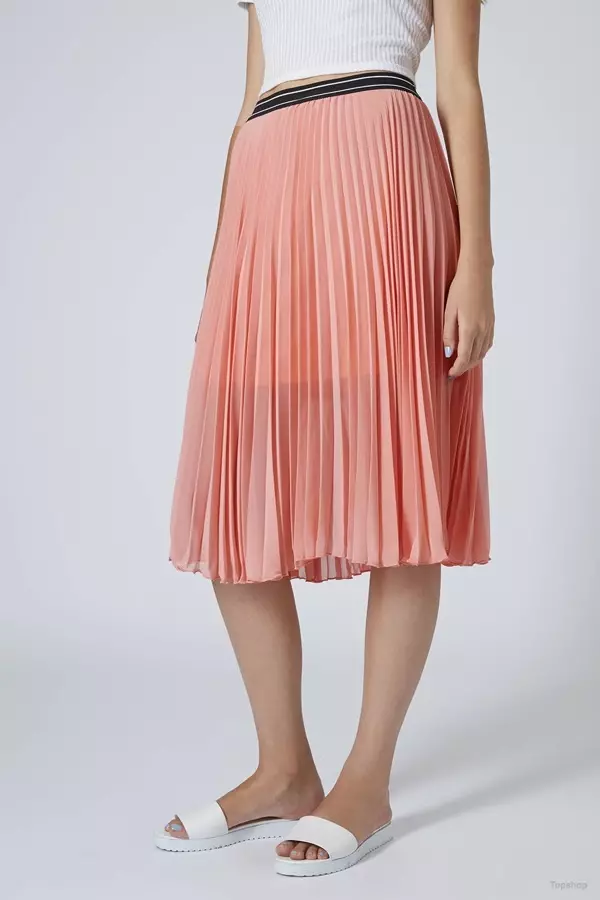 Sciorta Midi pleated ar fáil ag Topshop ar $40.00