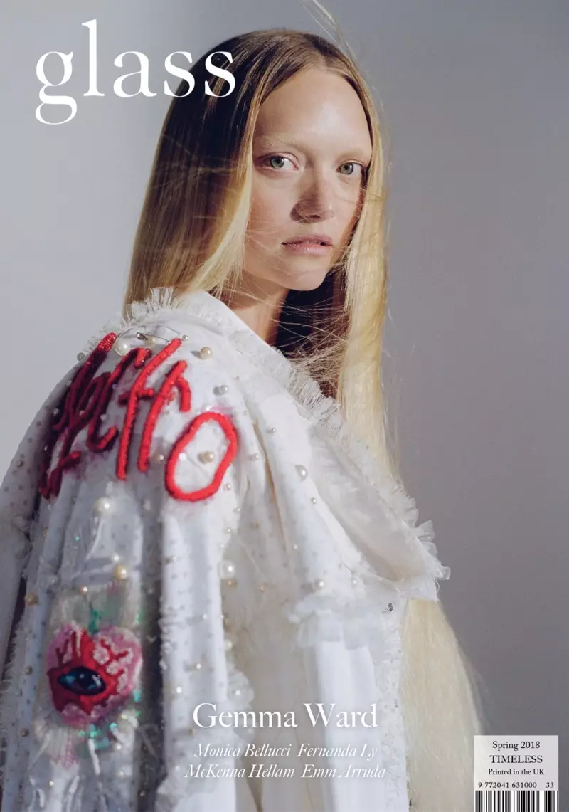 Gemma Ward Glass jurnalı üçün şıltaq üslublar geyinir