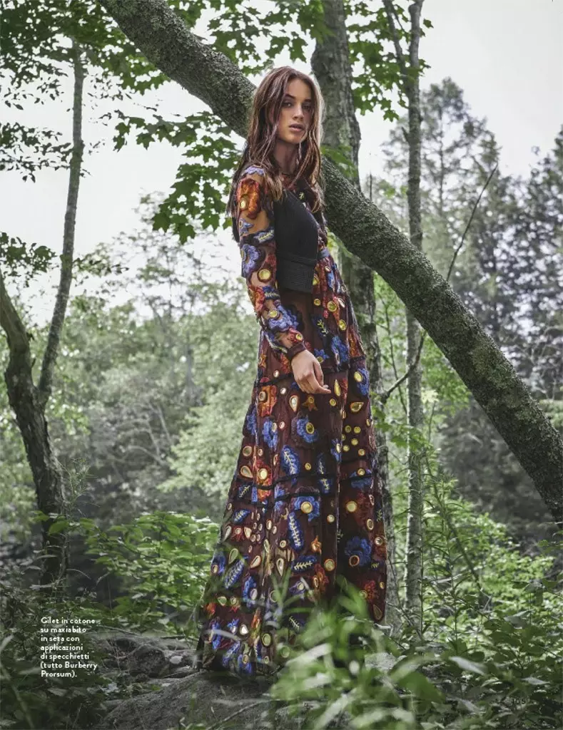 Jenia Ierokhina viste un estilo bohemio de ensueño para Grazia Italia