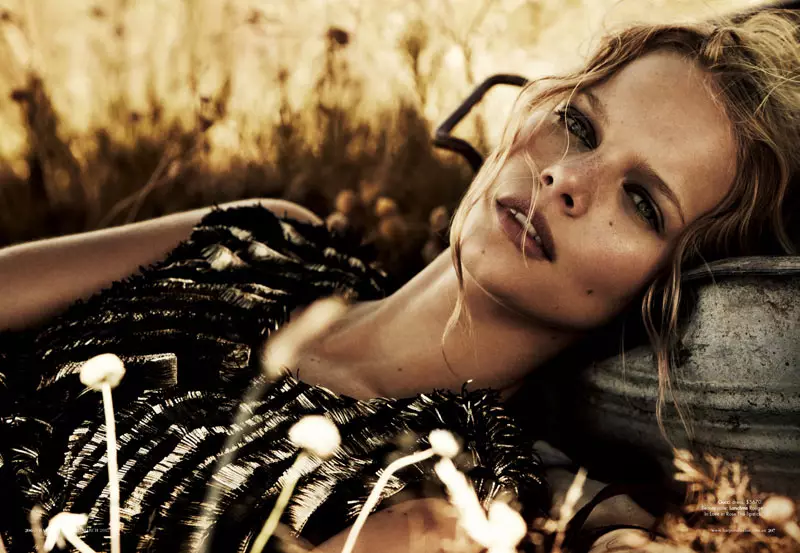 Will Davidsonin Marloes Horst Harper's Bazaar Australia -elokuvalle maaliskuuta 2012