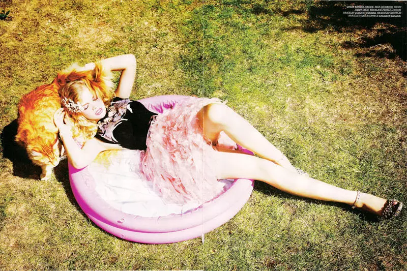 Valerie van der Graaf by Ellen von Unwerth foar Lula F/W 2010