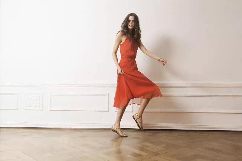 Massimo Dutti Aprile 2011 Lookbook | Zuzana Gregorova di Gemma Edo