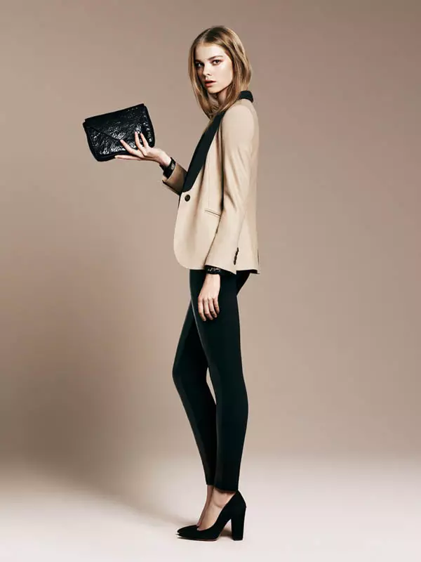 Zara Kaum Ib Hlis 2010 Lookbook