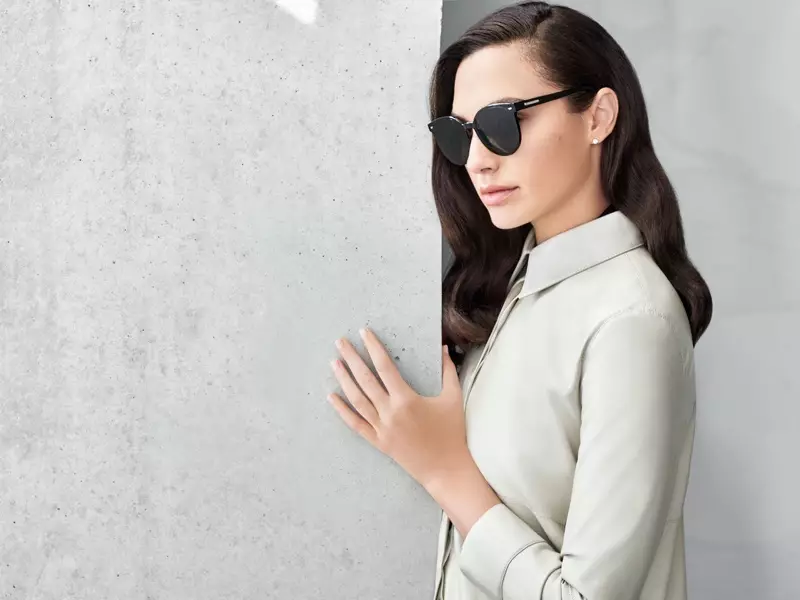 Гал Гадот се појавува во кампањата Bolon Eyewear 2020