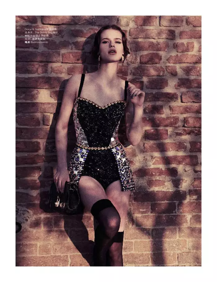 Bara Holotova af Wee Khim i Dolce & Gabbana for Nuyou Singapore april 2012