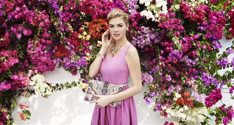 U-Kate Upton Ushaya Ibhishi ngomkhankaso we-Accessorize Spring 2013