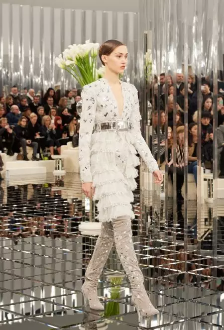 Chanel Haute Couture is perfekt gepolijst foar maitiid 2017