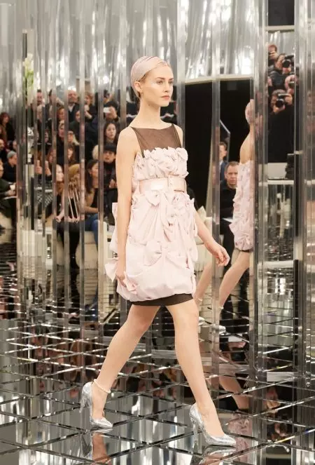 Chanel Haute Couture ezin hobeto leundu da 2017ko udaberrirako