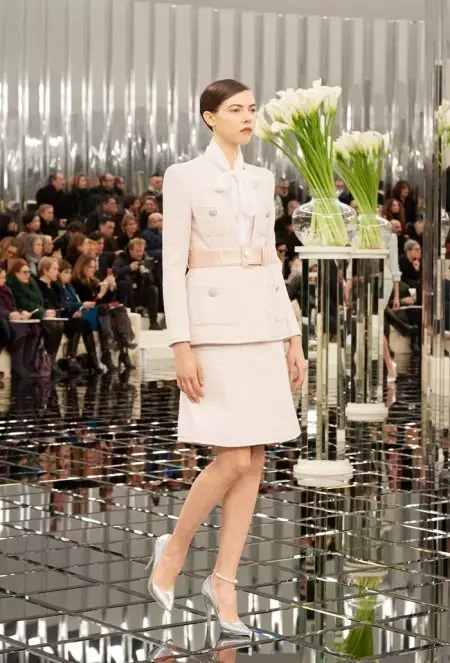 Chanel Haute Couture 2017-ci ilin Baharı üçün mükəmməl cilalanmışdır