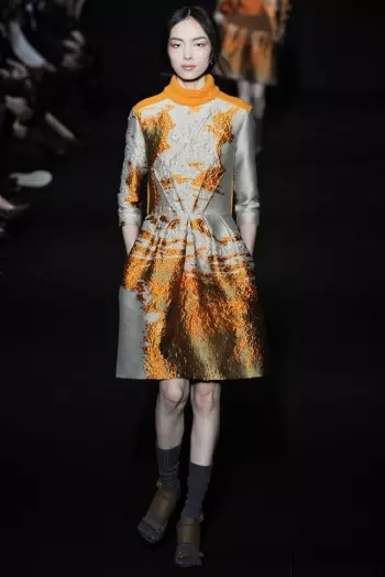 Alberta Ferretti Herbst/Winter 2014 | Mailänder Modewoche