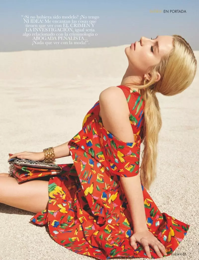 Lottie Moss Portas Aspektojn de Louis Vuitton en Hola! Modo