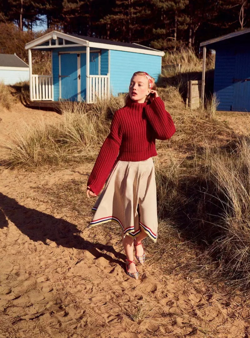 Si Lou Schoof Nagsul-ob og Getaway Fashions alang sa Harper's Bazaar UK