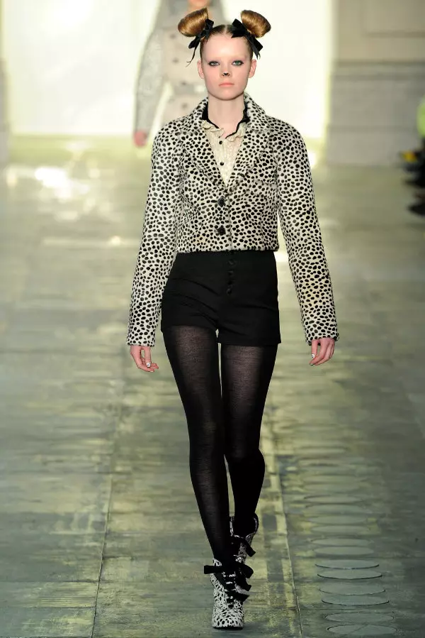 Topshop Unique Fall 2011 | Minggu Fesyen London