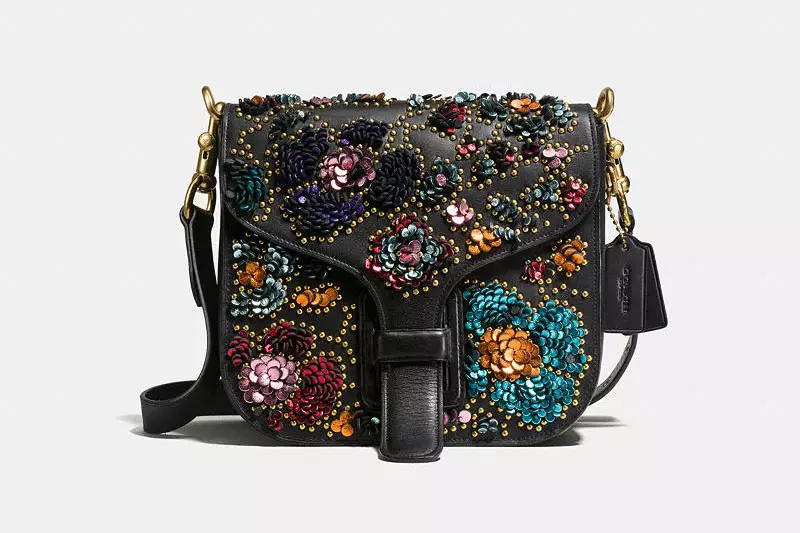 Faia'oga ma Rodarte Black Courier Bag i Pa'u Glovetanned ma Sequins $895