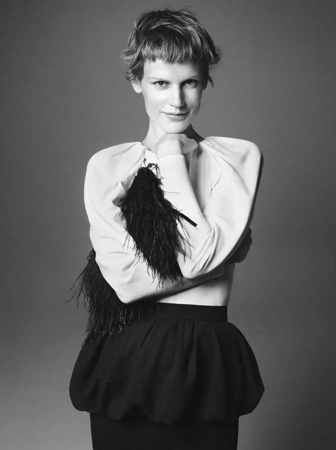 Saskia de Brauw за есенната кампания на Zara 2011 от Дейвид Симс