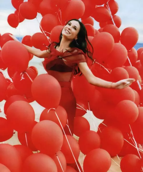 Demi Moore oleh Mark Seliger | Harper's Bazaar AS April 2010