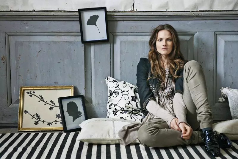 Missy Rayder ta Ditte Isager don Day Birger et Mikkelsen Fall 2010 Campaign