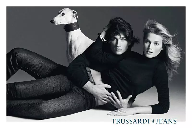 Toni Garrn występuje w kampanii Trussardi Jeans & Tru Trussardi Fall 2012