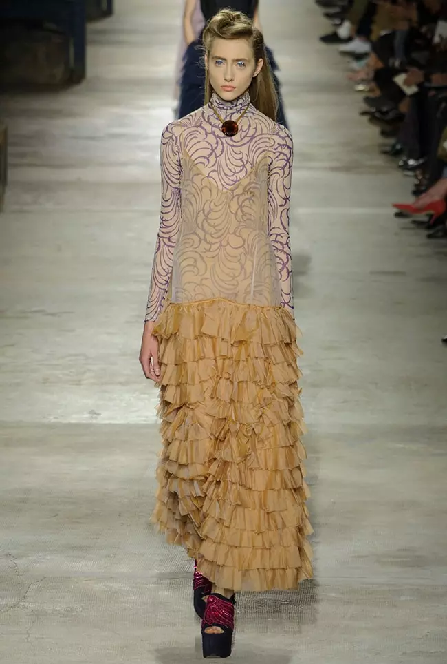 Dries Van Noten musim semi-musim panas 2016