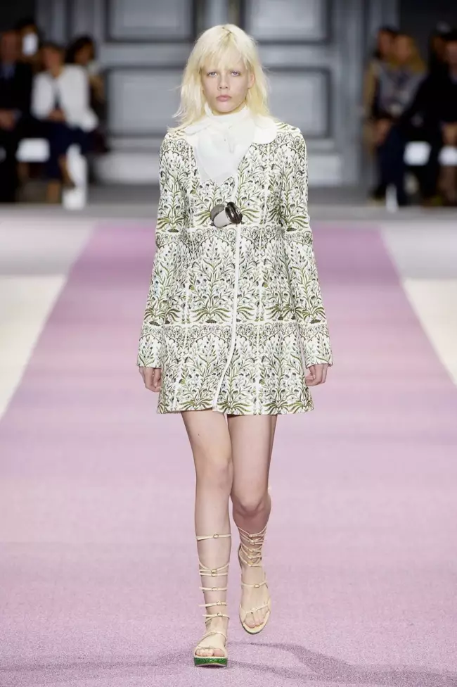 Giambattista Valli Spring 2016 | Minggu Fesyen Paris