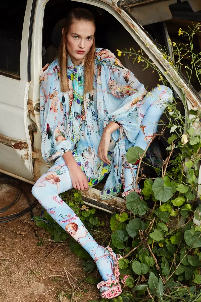 Rozanne Verduin | Harper's Bazaar en Español | Editorial Moda Floral