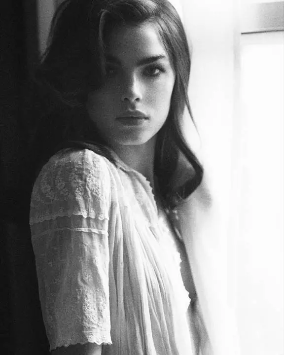 Bambi Northwood-Blyth ee Dreamer waxaa qoray Simon Cave