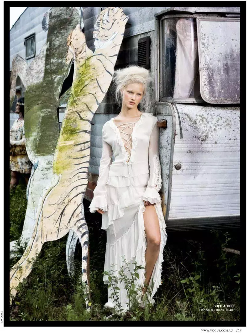 Hannah Holman de Max Doyle per a Vogue Austràlia maig de 2011