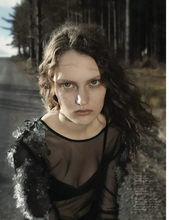 Victoria Anderson par Karen Inderbitzen-Waller pour Black #16