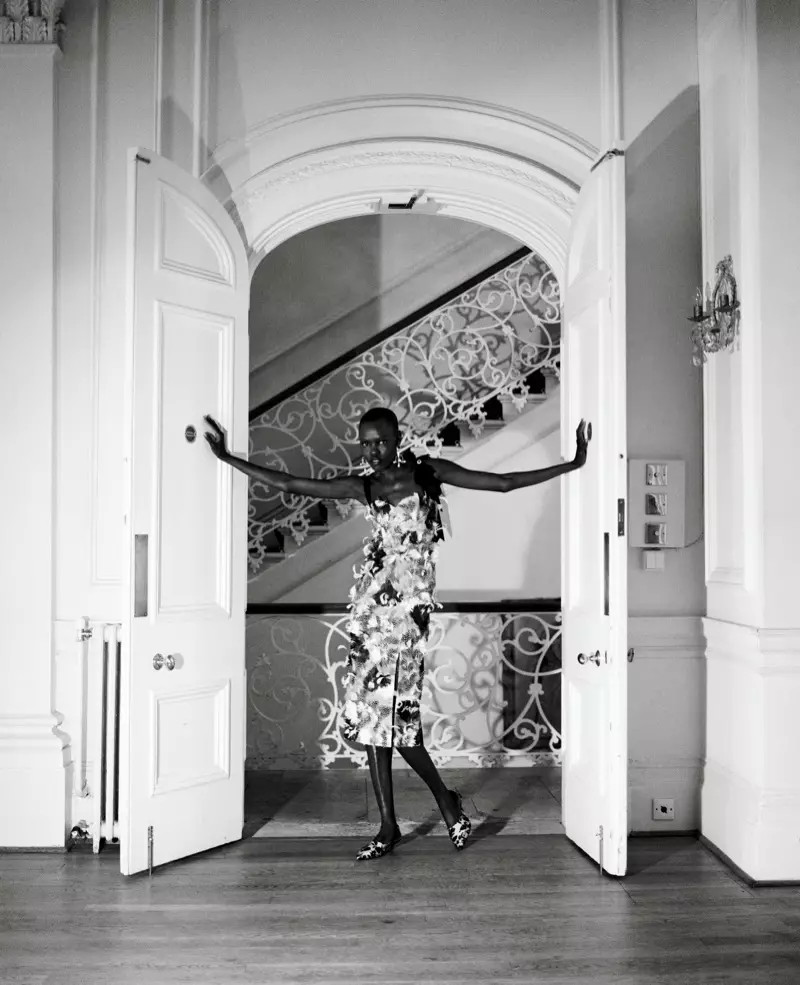 Grace Bol, valokuvannut Kuba Ryniewicz, Vogue Puola, huhtikuu 2018 Kuba Ryniewicz Vogue Polskalle.