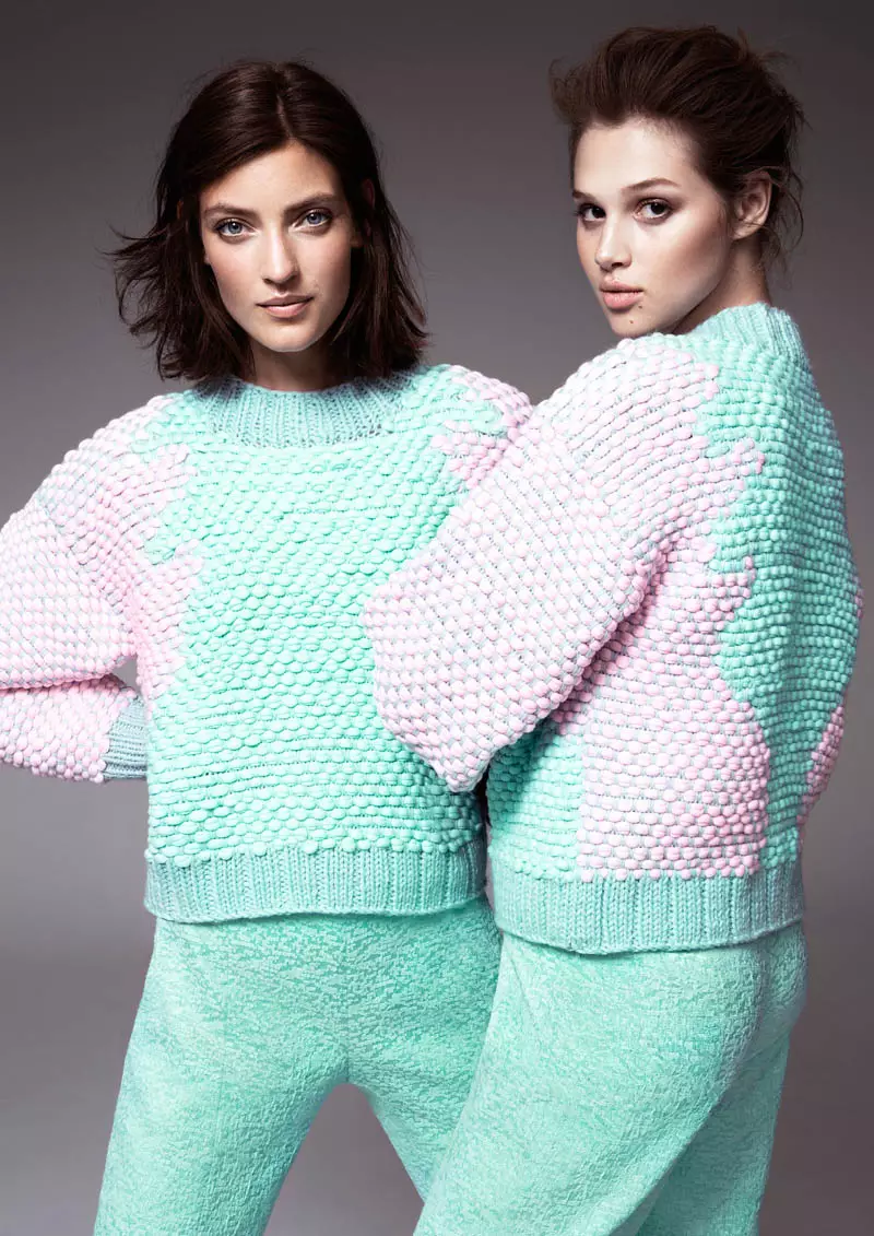 Anais Pouilot & Marikka Juhler Nganggo Koleksi Pemenang Penghargaan H&M Design Award 2013