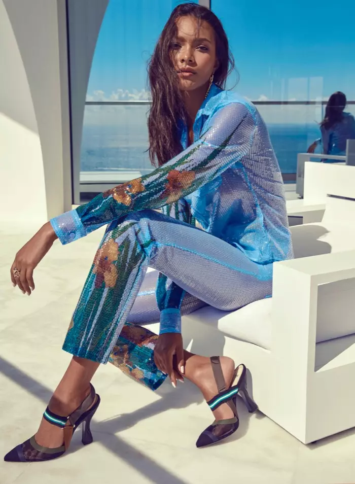 Lais Ribeiro padidino „Alexa“ žurnalo blizgesį