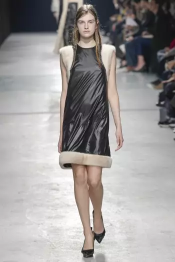 Christopher Kane ragrag / usum 2014 | Minggu Pantun London