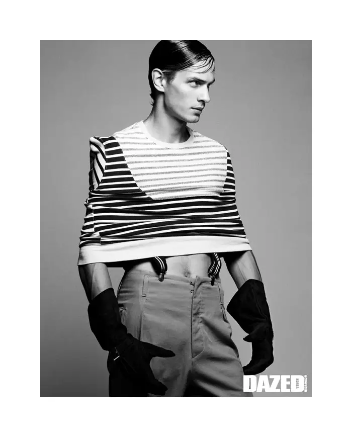 Dazed & Confused Korea를 위한 Gregory Harris의 Coco Rocha 2011년 9월