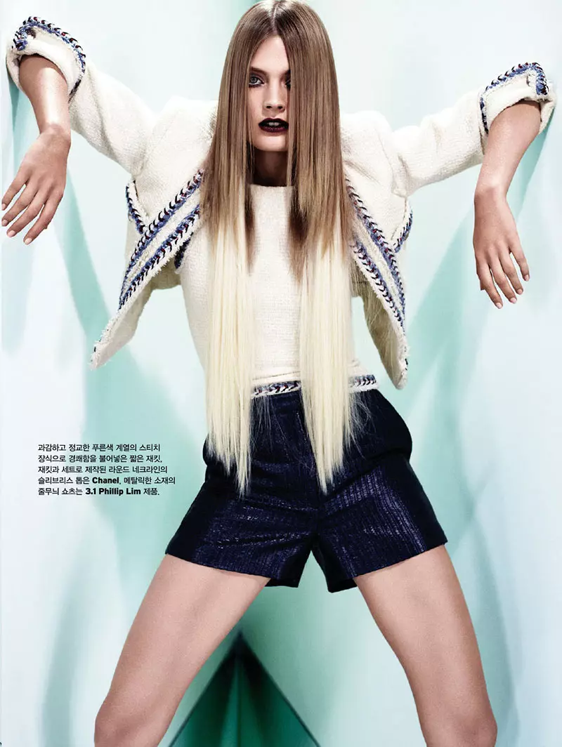 Constance Jablonski Stars v obálke W Korea z decembra 2012 od Catherine Servel