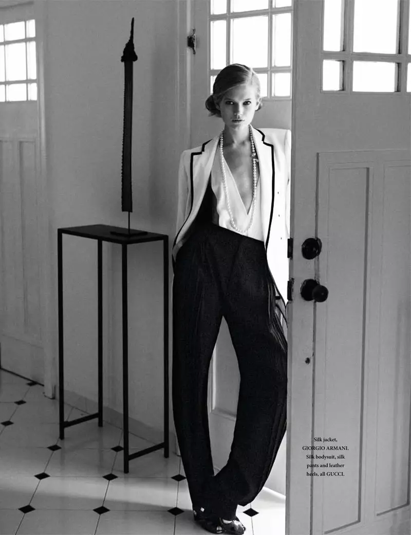 Vita Sidorkina de Wee Khim para L'Officiel Singapore marzo de 2012