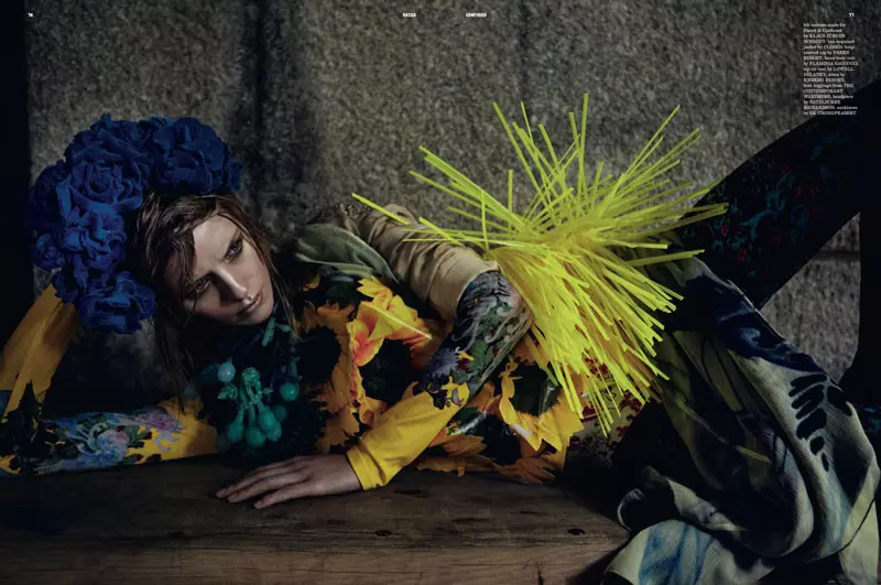 Julia Frauche oleh Yelena Yemchuk untuk Dazed & Confused