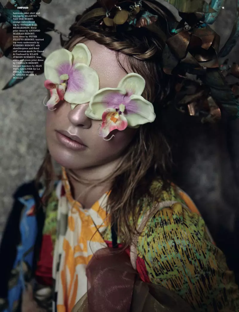 Julia Frauche ni Yelena Yemchuk para sa Dazed & Confused