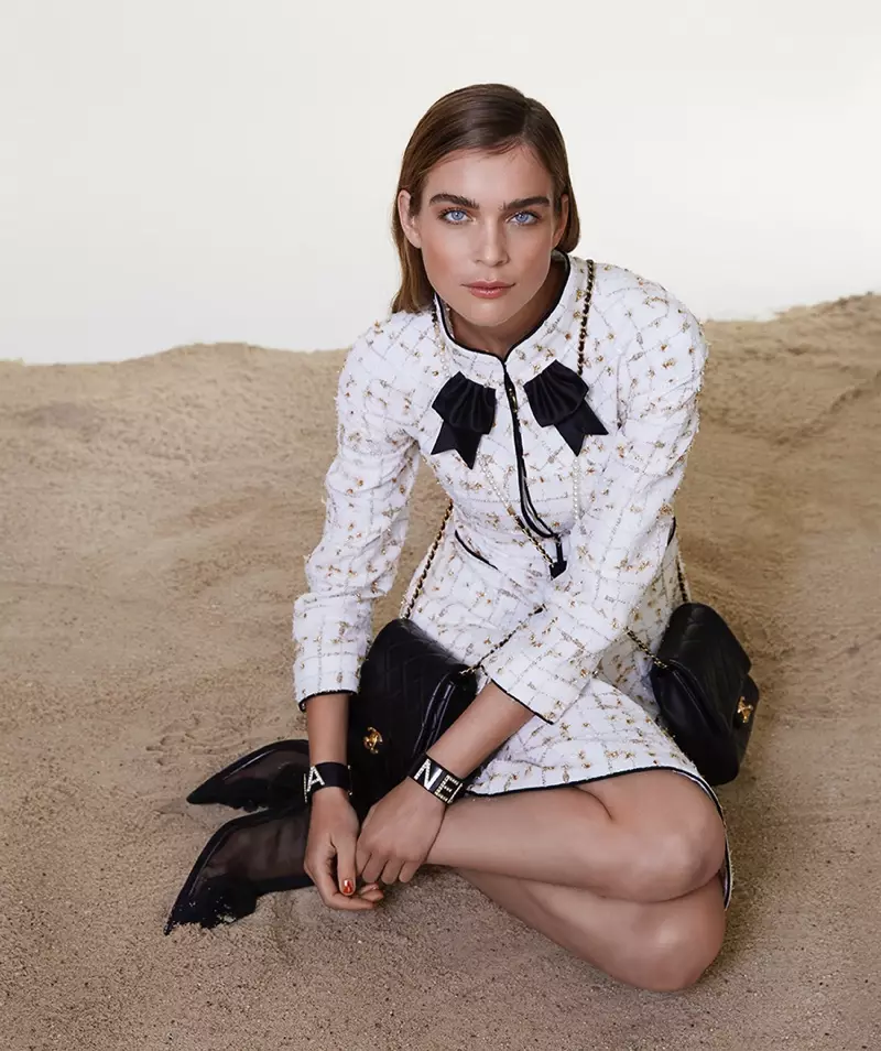 Kim Noorda Charms en Chanel para Marie Claire Netherlands