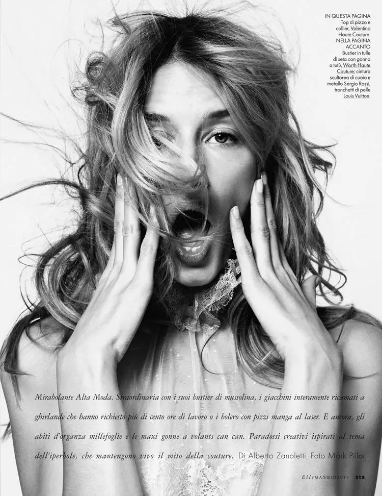 Linda Vojtova โดย Mark Pillai สำหรับ Elle Italia พฤษภาคม 2011